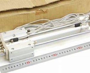 CYLINDER SMC MGGLB20-250-M9B-XB22